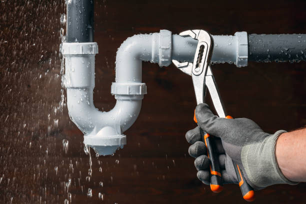 Professional Leak Detection technician working in North Bergen, NJ